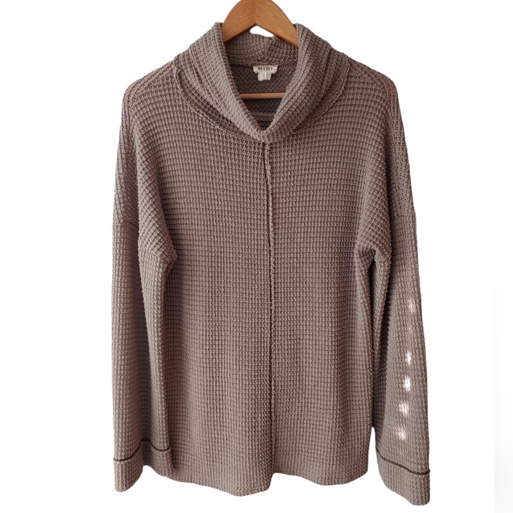 Bibi Brown Waffle Long Sleeve Turtleneck with Exposed Seams Size Medium